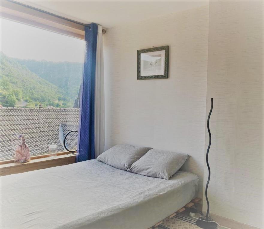 Verrieres  Le Cocon Bed & Breakfast エクステリア 写真