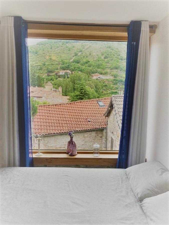 Verrieres  Le Cocon Bed & Breakfast エクステリア 写真