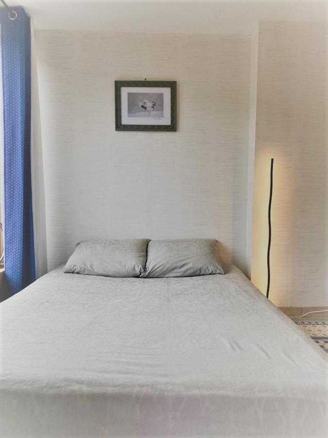 Verrieres  Le Cocon Bed & Breakfast エクステリア 写真